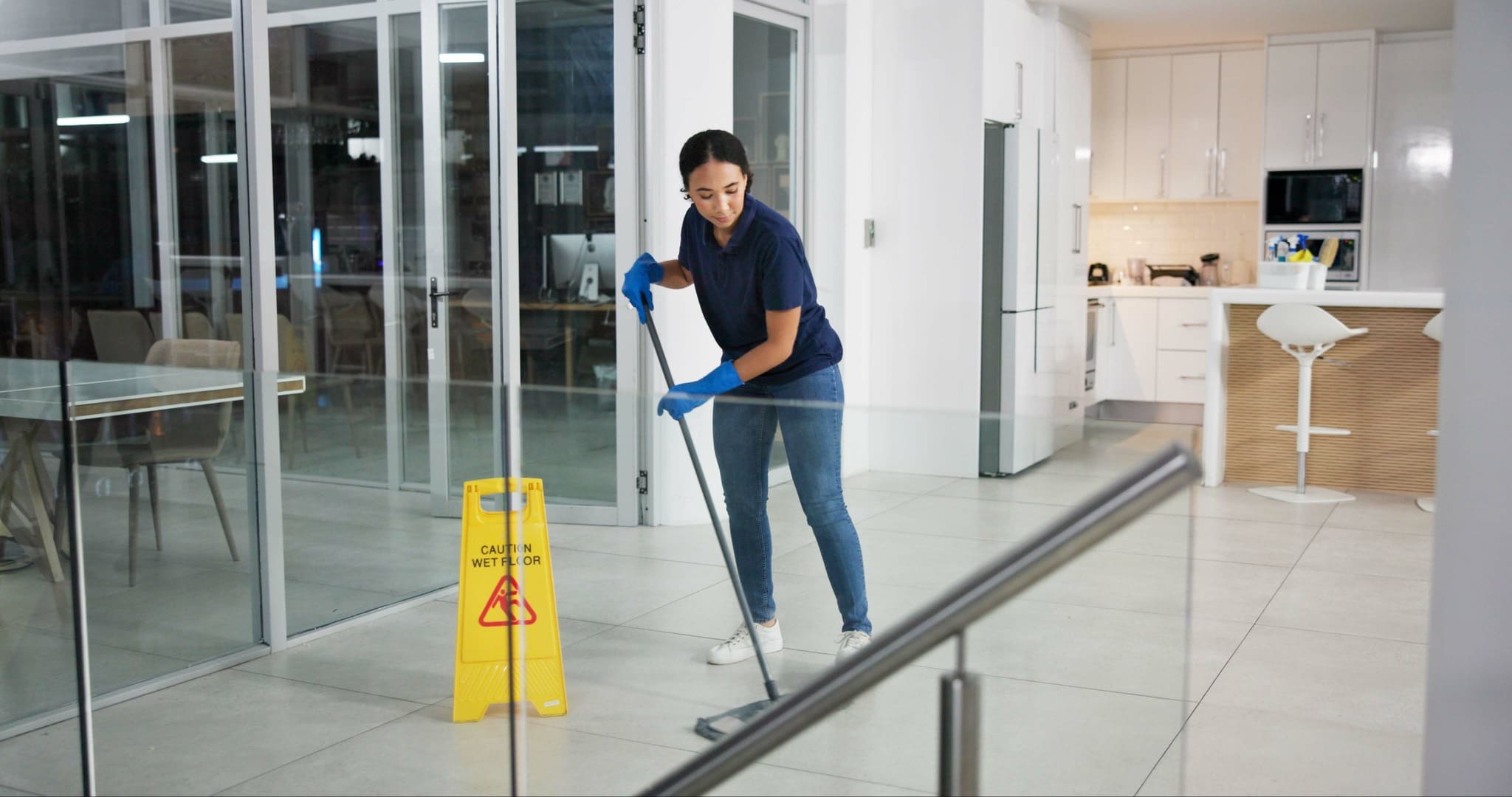 DISE Cleaning für zuverlässige Gebäudepflege und regelmäßige Unterhaltsreinigung