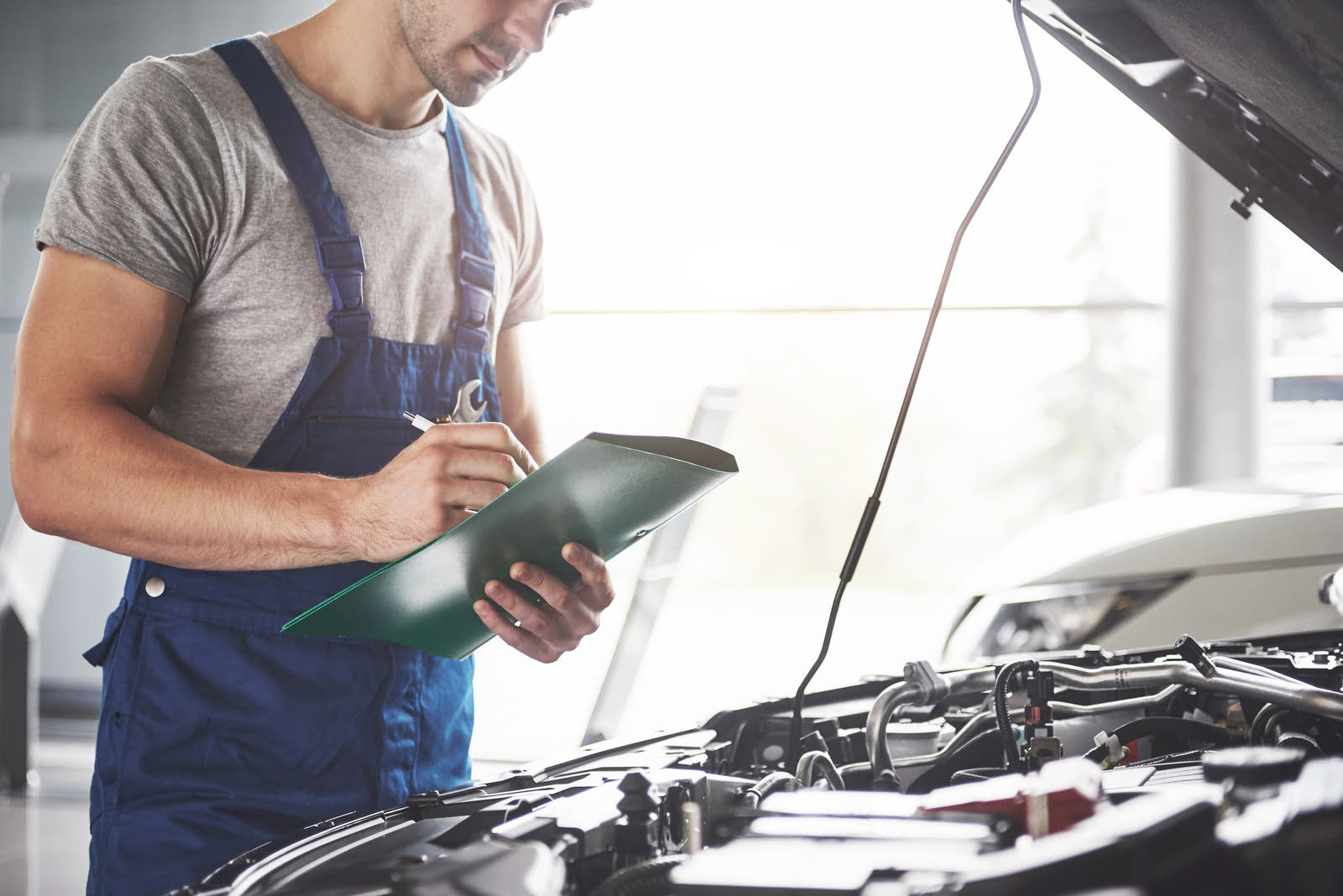 Werkstattstress vermeiden und Motorschaden Ankauf in Anspruch nehmen