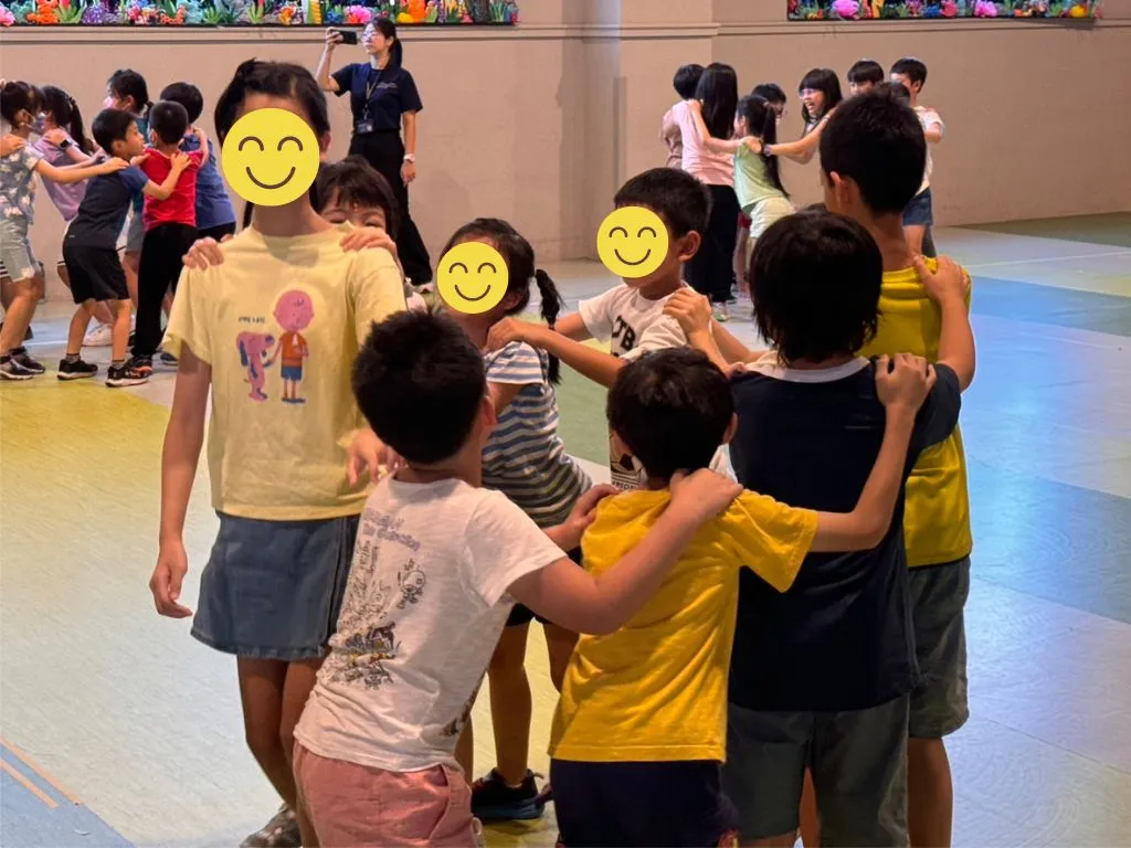 Kinder spielerisch begeistern mit Bewegungsspiele mit Kindern